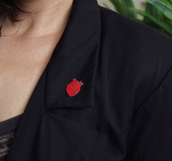 Coeur Rouge (Red Heart) Enamel Pin